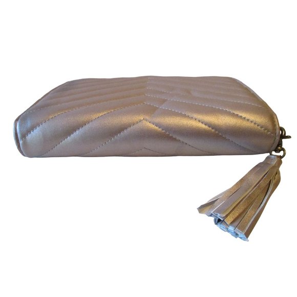 *Neiman Marcus Champagne Gold Envelope Clutch Chevron Stitched Quilted Design - Picture 8 of 8